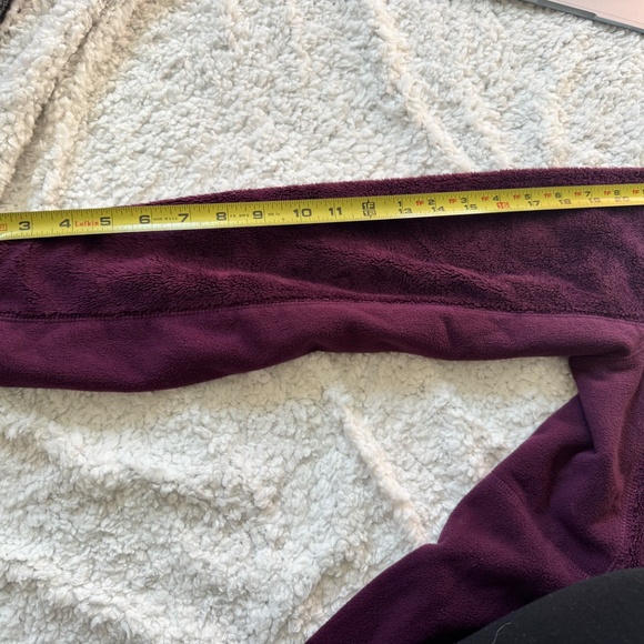 L.L. Bean Women’s Fleece Jacket, Sz.M, Plum Purple, Full Zip Cozy Outdoor EUC - Picture 10 of 16
